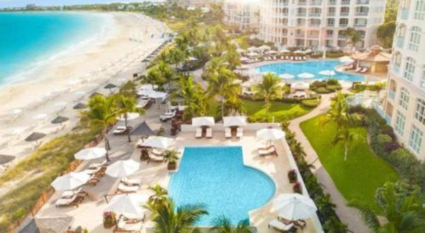 Seven Stars Resort & Spa Грейс Бей Екстериор снимка