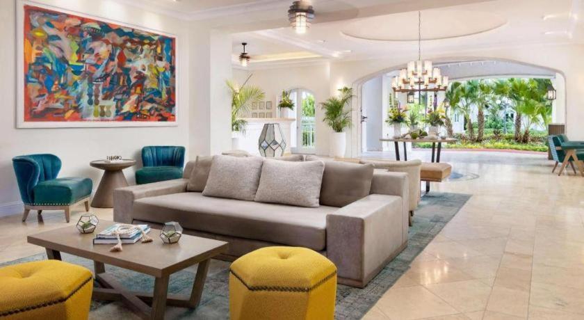 Seven Stars Resort & Spa Грейс Бей Екстериор снимка